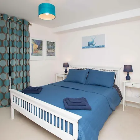 Lovely 2 Bedroom Apt In Ballater On The River Dee Exterior photo