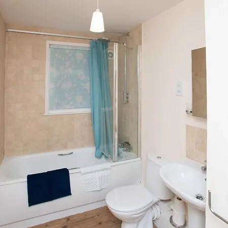 Lovely 2 Bedroom Apt In Ballater On The River Dee Exterior photo