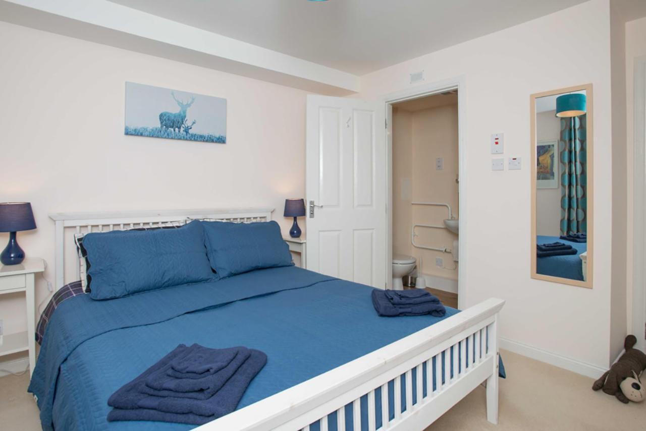 Lovely 2 Bedroom In On The River Dee