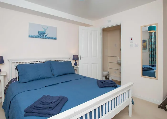 Lovely 2 Bedroom Apt In Ballater On The River Dee